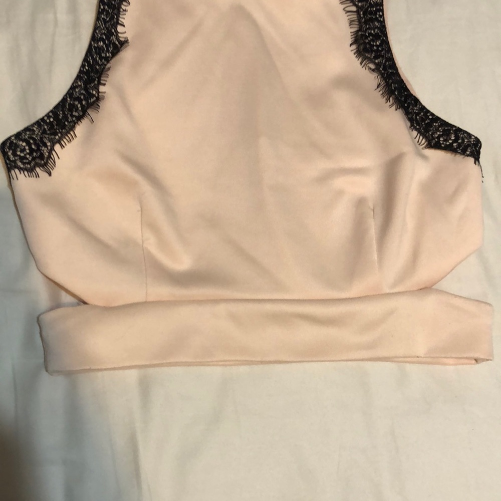 Fancy crop top - Picture 2 of 3